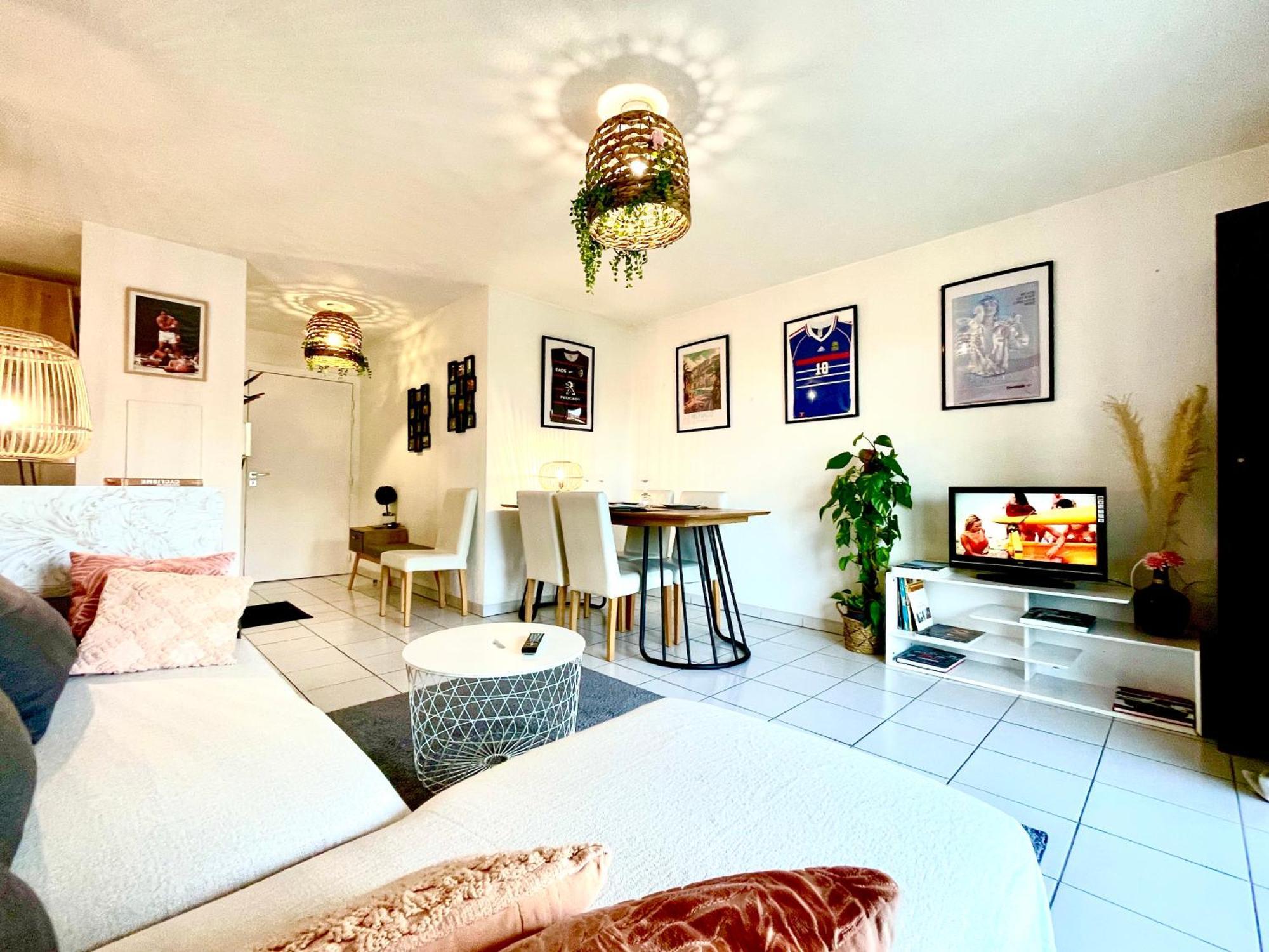 Bel Appartement T3 De 60M2 Avec Parking, Terrasse, Proche Du Metro Et Du Periph تولوز المظهر الخارجي الصورة